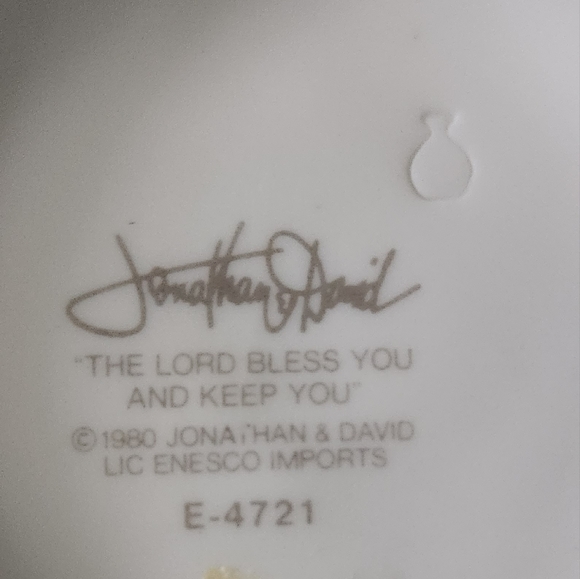 Precious Moments "The Lord Bless You And Keep You" Girl Graduation Figurine - Picture 4 of 4